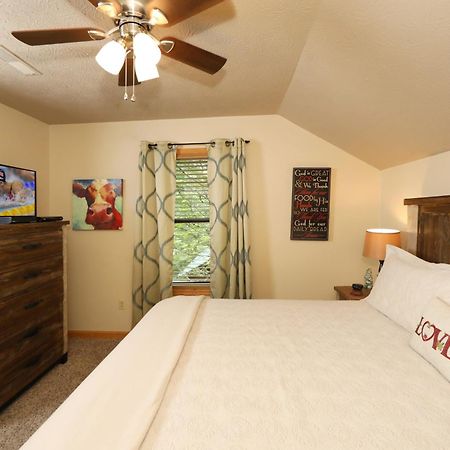 Divine Escape By Eden Crest Villa Gatlinburg Exterior photo